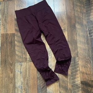 Aerie Cropped Workout Pant